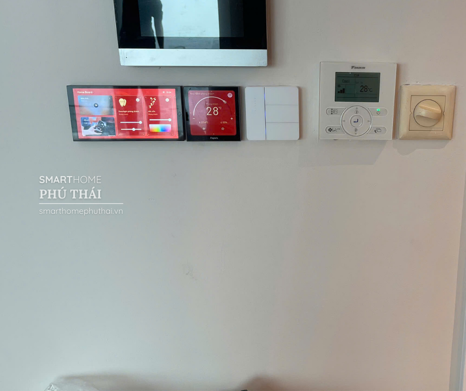 cong tac man hinh dieu khien